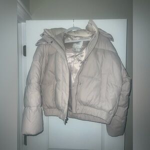 Abercrombie & Fitch Light Beige Puffer Jacket